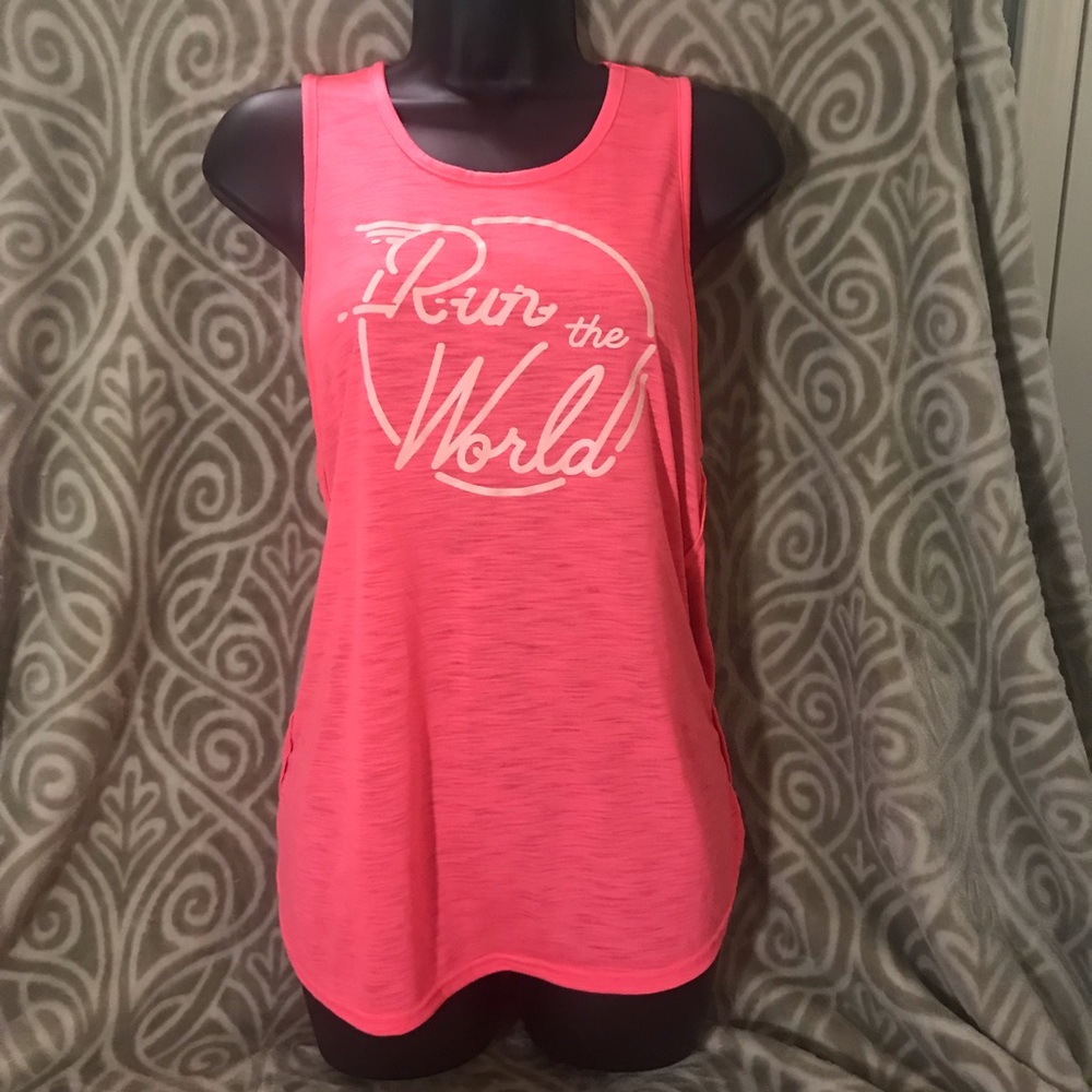 Old Navy Active Go-Dry Muscle Tank - Medium